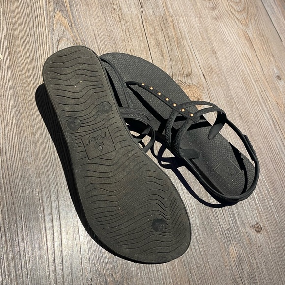 Reef rubber sandals - Sz 7.5 - Picture 3 of 3